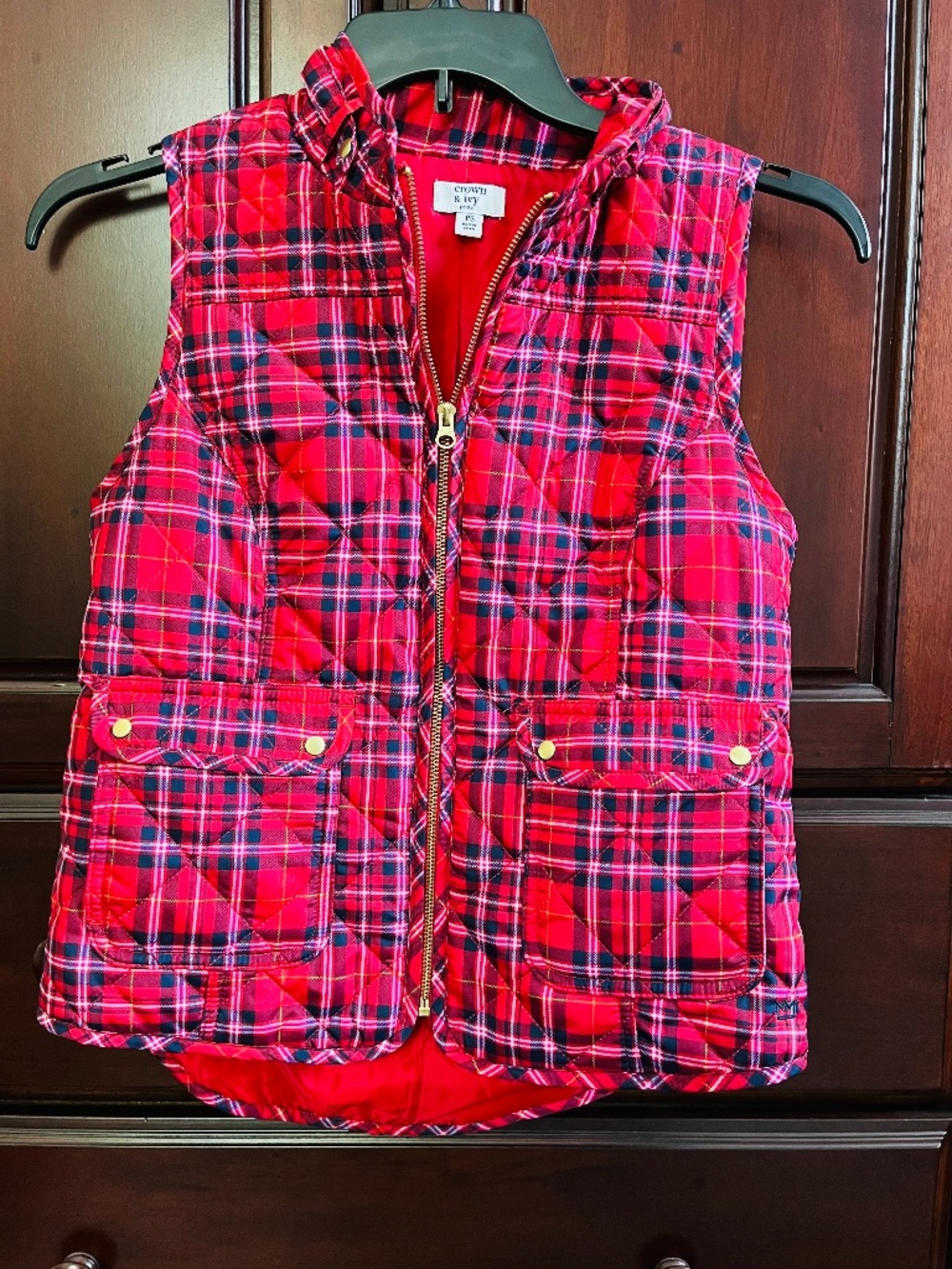 Crown and Ivy Plaid Vest ! New without tags ! Petite Small!